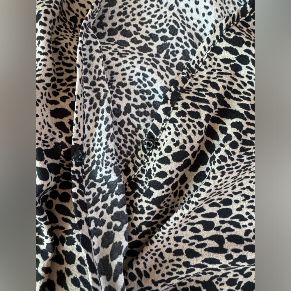 Leopard Romper - Picture 3 of 5